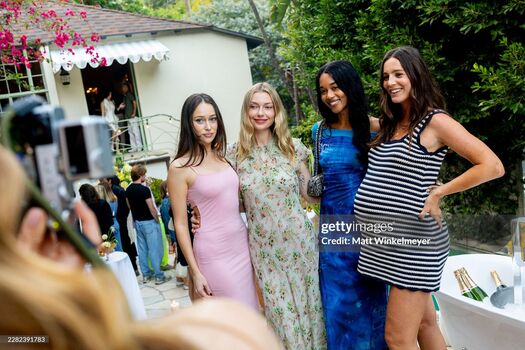Full leaked Alycia debnam carey private onlyfans photo