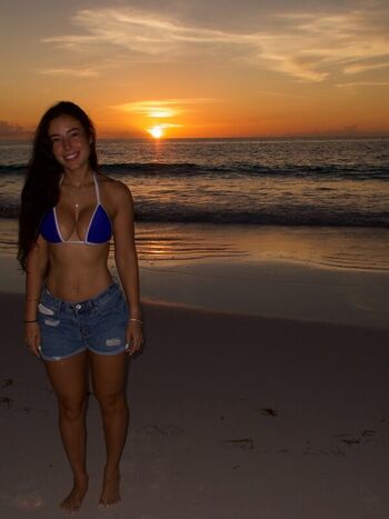 Angie Varona