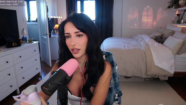 Full leaked Brieanneroksa private onlyfans photo