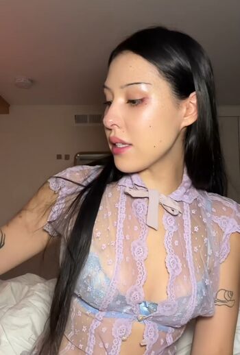 Full leaked Cammyreviews private onlyfans photo