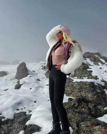 Full leaked Christina aguilera private onlyfans photo