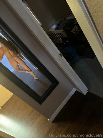Full leaked Chroniclove  page private onlyfans photo