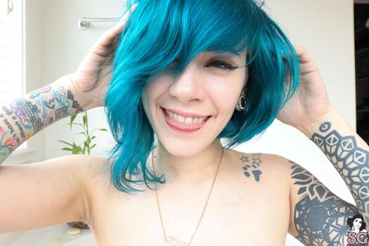 Claire Tennebrarum