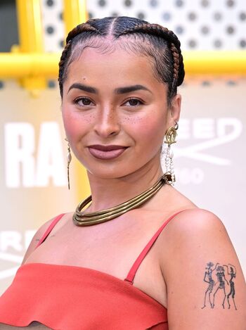 Full leaked Ella eyre private onlyfans photo