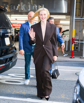 Full leaked Elle fanning page private onlyfans photo