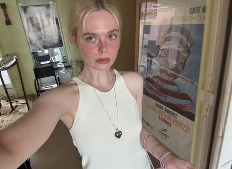 Full leaked Elle fanning page private onlyfans photo