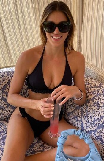 Full leaked French celebrities only singer private onlyfans photo