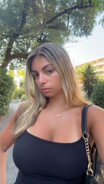 Full leaked Gaby zola private onlyfans photo