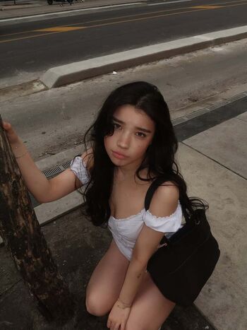 Full leaked Hannahkae private onlyfans photo