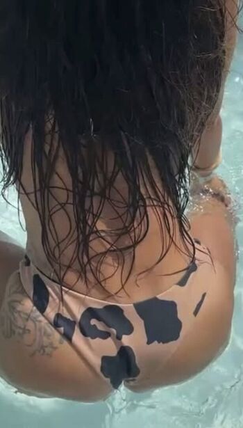 Full leaked Holly louise private onlyfans photo
