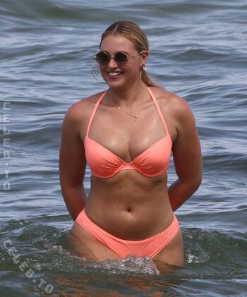 Full leaked Iskra lawrence private onlyfans photo