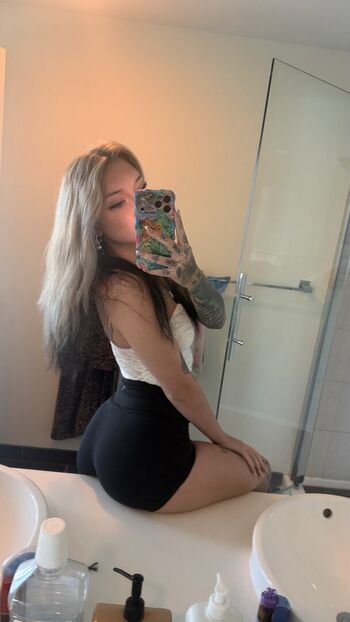 Full leaked Itsntlondon private onlyfans photo