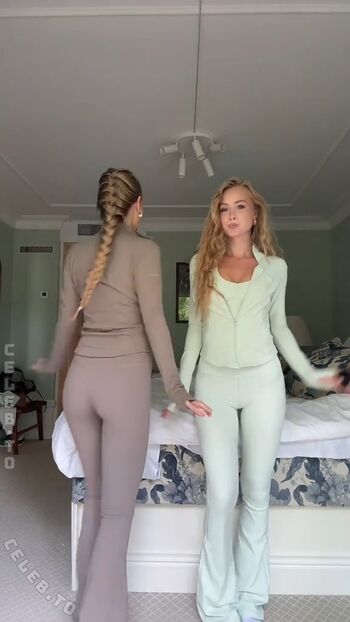Full leaked Izaandelle private onlyfans photo