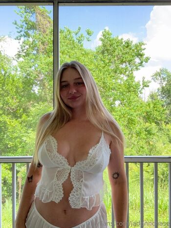 izzybizzybelle