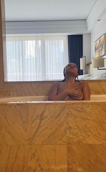 Full leaked Julia kelly private onlyfans photo