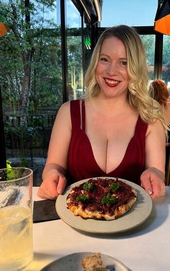 Laura Katz