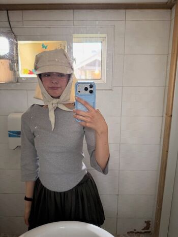 lia_loves___