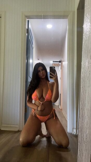 Full leaked Lydia hollis private onlyfans photo