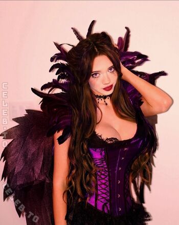 Full leaked Lydia violet private onlyfans photo