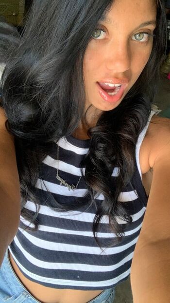 Full leaked Lynique meyer private onlyfans photo