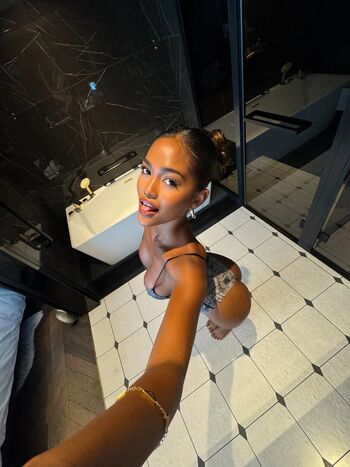 maeurn_smiles