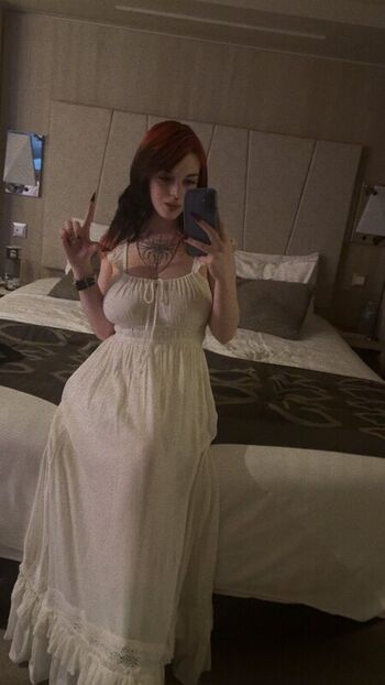 Full leaked Makomommyvt private onlyfans photo