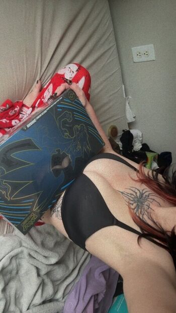 Full leaked Makomommyvt private onlyfans photo