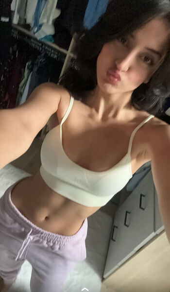 Full leaked Melody oz private onlyfans photo