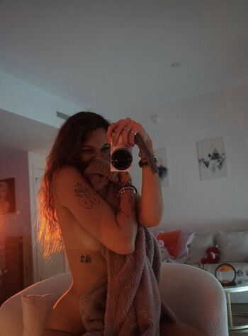 Full leaked Miss xbee private onlyfans photo