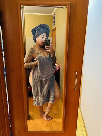 Full leaked Mumbod private onlyfans photo