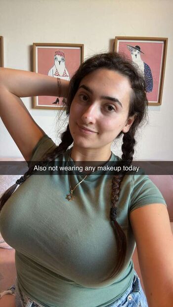 Full leaked Qveenjulia private onlyfans photo