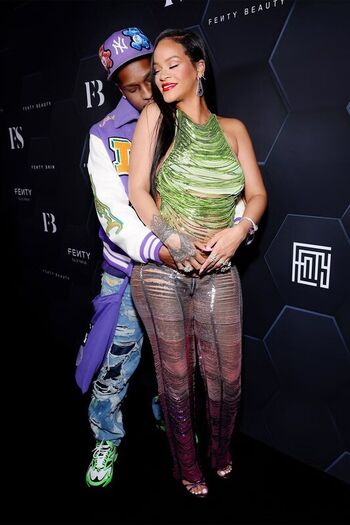 Full leaked Rihanna private onlyfans photo