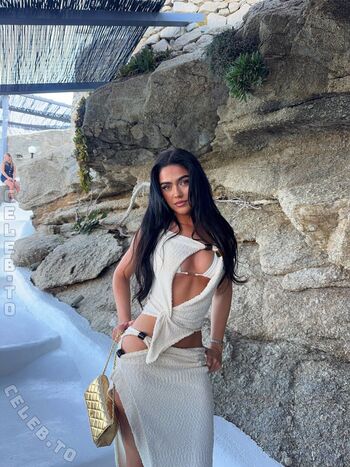 Full leaked Roxanarosuu page private onlyfans photo
