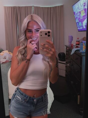Full leaked Sariahxxx private onlyfans photo