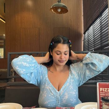 Full leaked Shruti mishra page private onlyfans photo