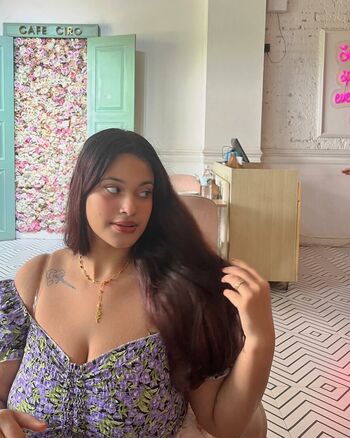 Full leaked Shruti mishra private onlyfans photo