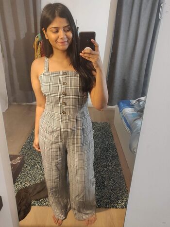 Full leaked Srishti sharma page private onlyfans photo
