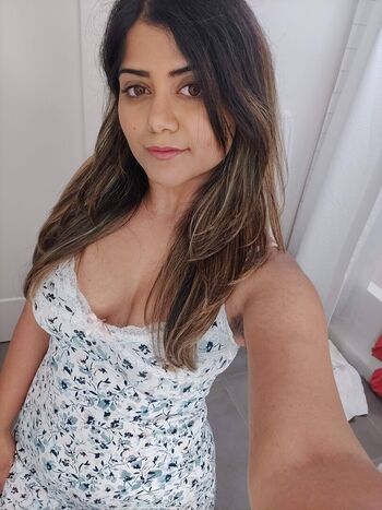 Full leaked Srishti sharma private onlyfans photo
