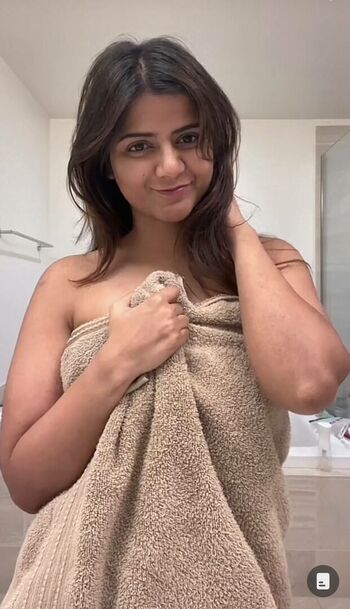 Full leaked Srishti sharma private onlyfans photo
