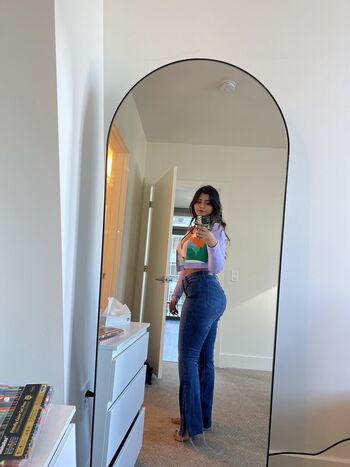 Full leaked Srishti sharma private onlyfans photo