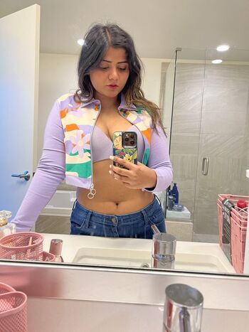 Full leaked Srishti sharma private onlyfans photo