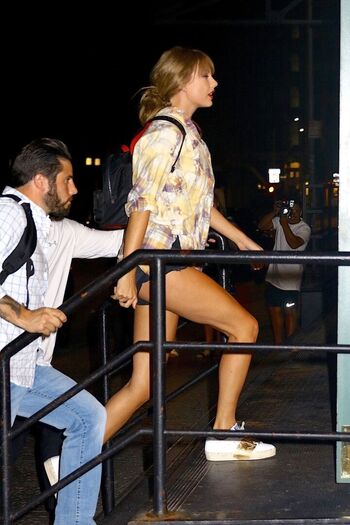 Full leaked Taylor swift private onlyfans photo