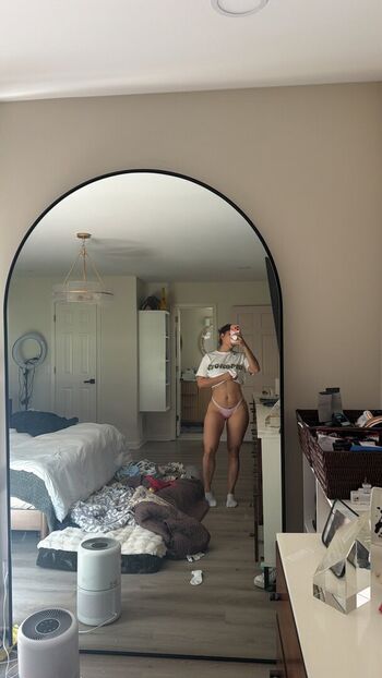 Tianna Gregory