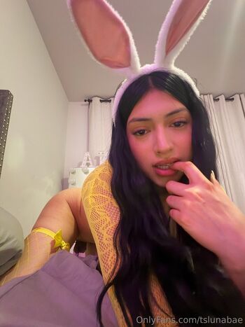 Full leaked Tslunabae private onlyfans photo