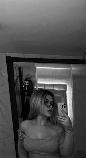 Full leaked Valerija rupa page private onlyfans photo