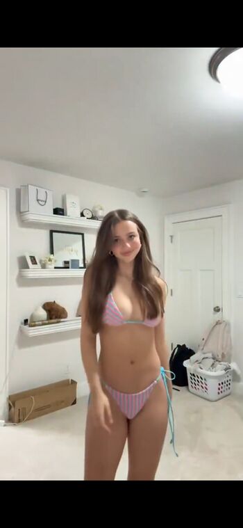 Full leaked Spoiledlayla / private onlyfans photo