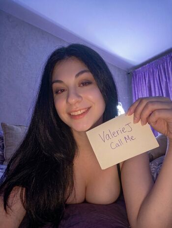 Full leaked Hannah einbinder private onlyfans photo