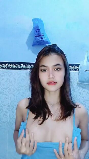 Full leaked Adira allure/ private onlyfans photo