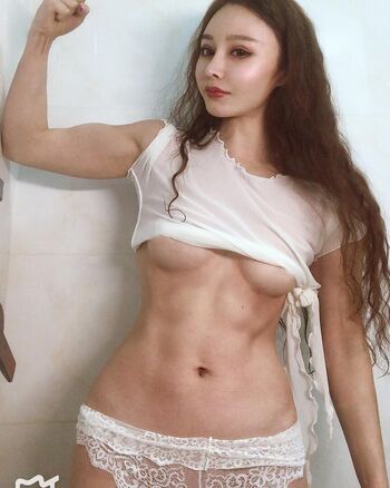 Full leaked Yuan herong page private onlyfans photo