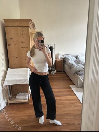 Full leaked Zarah ellen private onlyfans photo